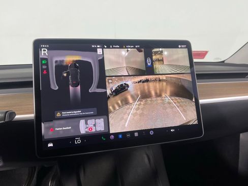 Used 2025 Tesla Model Y Long Range image 18