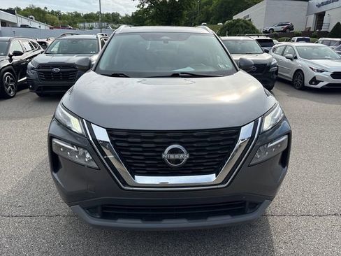 Certified 2022 Nissan Rogue SV w/ SV Premium Package AWD/4WD image 8