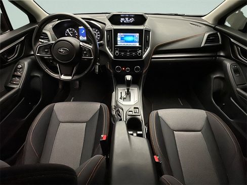 Used 2021 Subaru Crosstrek 2.0i Premium image 12