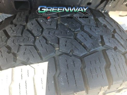 Used 2023 Jeep Gladiator Rubicon w/ LED Lighting Group AWD/4WD image 16