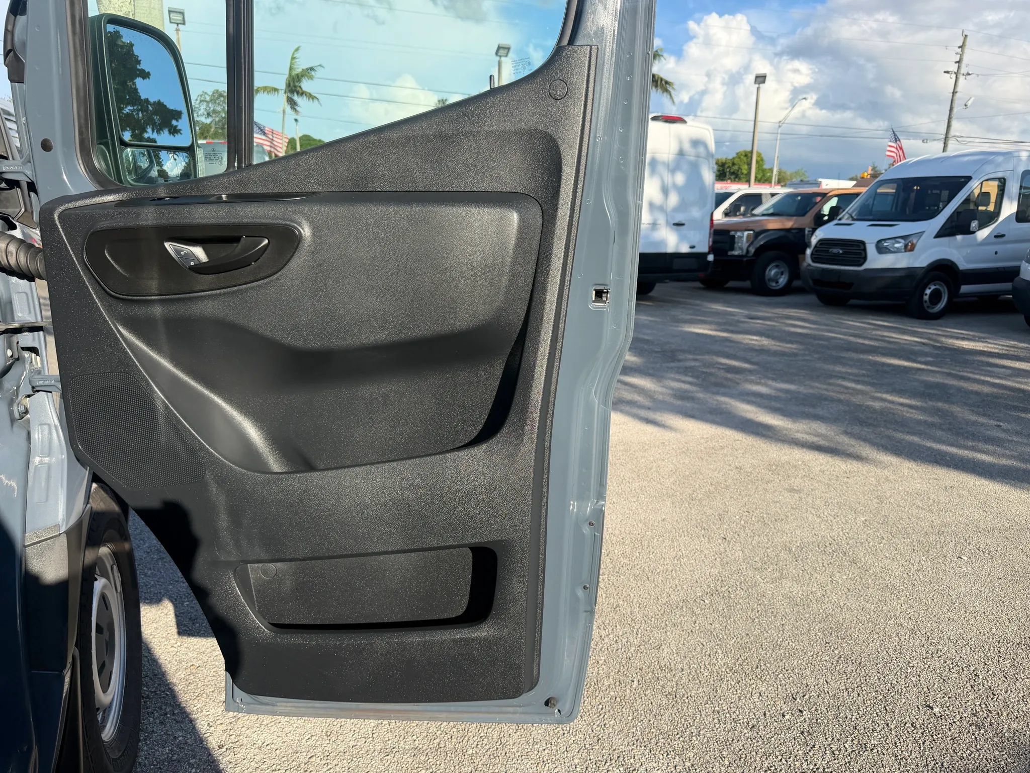 Used 2019 Mercedes-Benz Sprinter 170 image 14