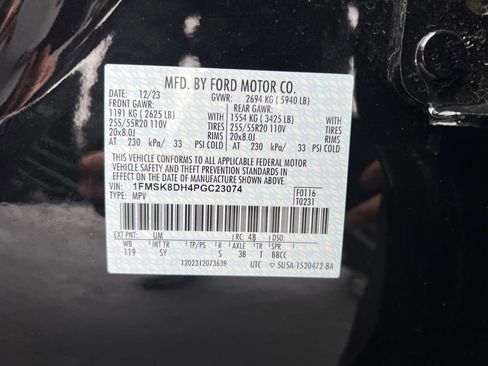 Certified 2023 Ford Explorer XLT w/ Equipment Group 202A image 32