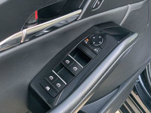 Used 2023 MAZDA CX-30 AWD 2.5 S w/ Preferred Package image 21