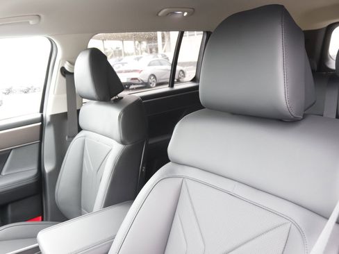 New 2026 Hyundai Santa Fe SEL image 16