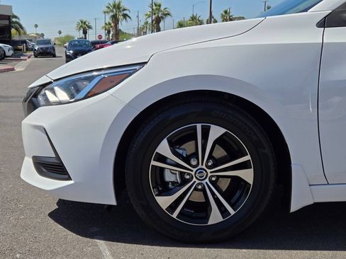Certified 2023 Nissan Sentra SV FWD image 9