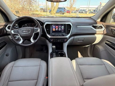 Used 2018 GMC Acadia SLT image 30