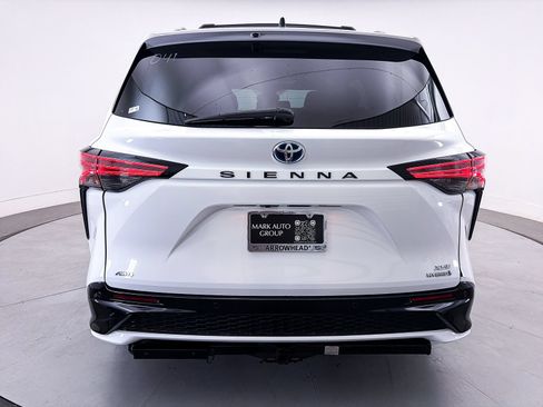 Used 2022 Toyota Sienna XSE w/ XSE Plus Package AWD/4WD image 20