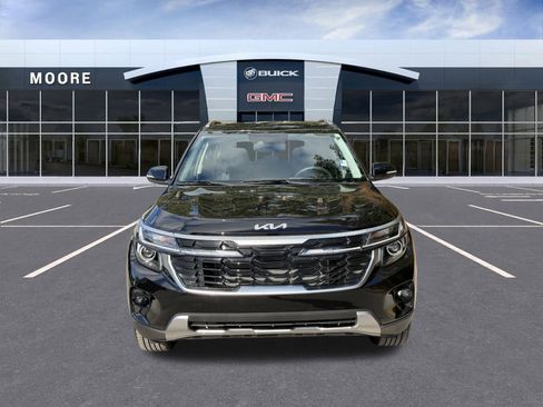 Used 2025 Kia Seltos S image 4