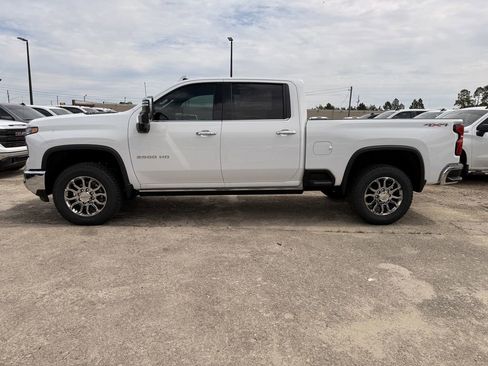 New 2026 Chevrolet Silverado 2500 LTZ w/ LTZ Plus Package AWD/4WD image 2