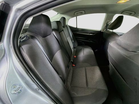 Used 2025 Toyota Camry LE FWD image 28