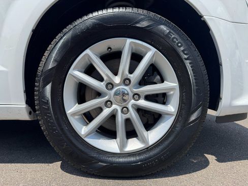 Used 2019 Dodge Grand Caravan SXT FWD image 13