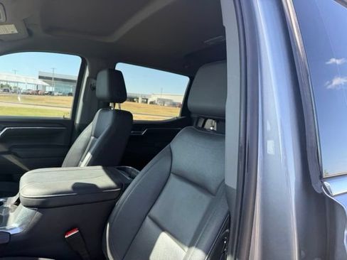 Used 2024 GMC Sierra 1500 SLT RWD image 11