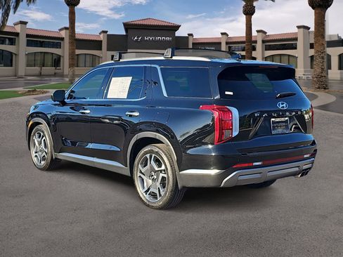 Used 2024 Hyundai Palisade Limited image 6