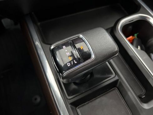 Used 2022 GMC Sierra 1500 SLT w/ SLT Premium Plus Package image 14