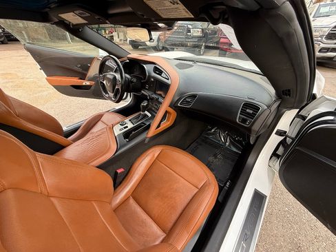 Used 2018 Chevrolet Corvette Stingray Coupe w/ 2LT Preferred Equipment Group image 16