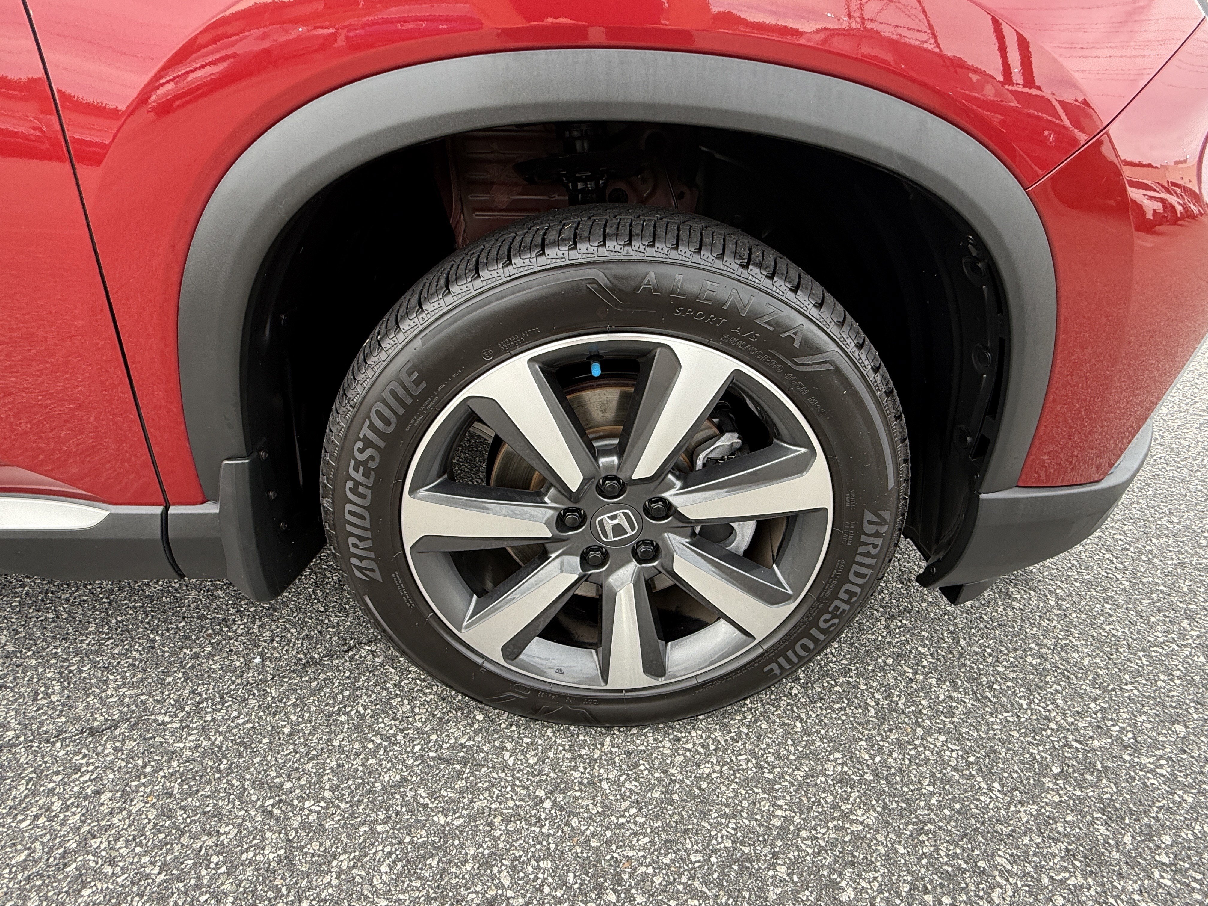 Certified 2024 Honda Pilot Touring image 13