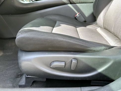 Used 2017 Nissan Maxima 3.5 S image 9