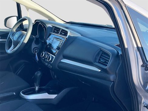 Used 2019 Honda Fit LX image 27