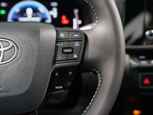 New 2026 Toyota Camry SE image 13