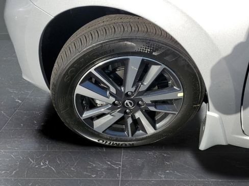 New 2025 Nissan Versa SV w/ Trunk Package image 32