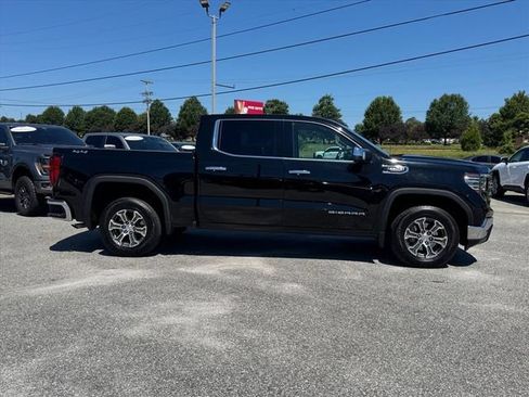Used 2025 GMC Sierra 1500 SLT AWD/4WD image 2
