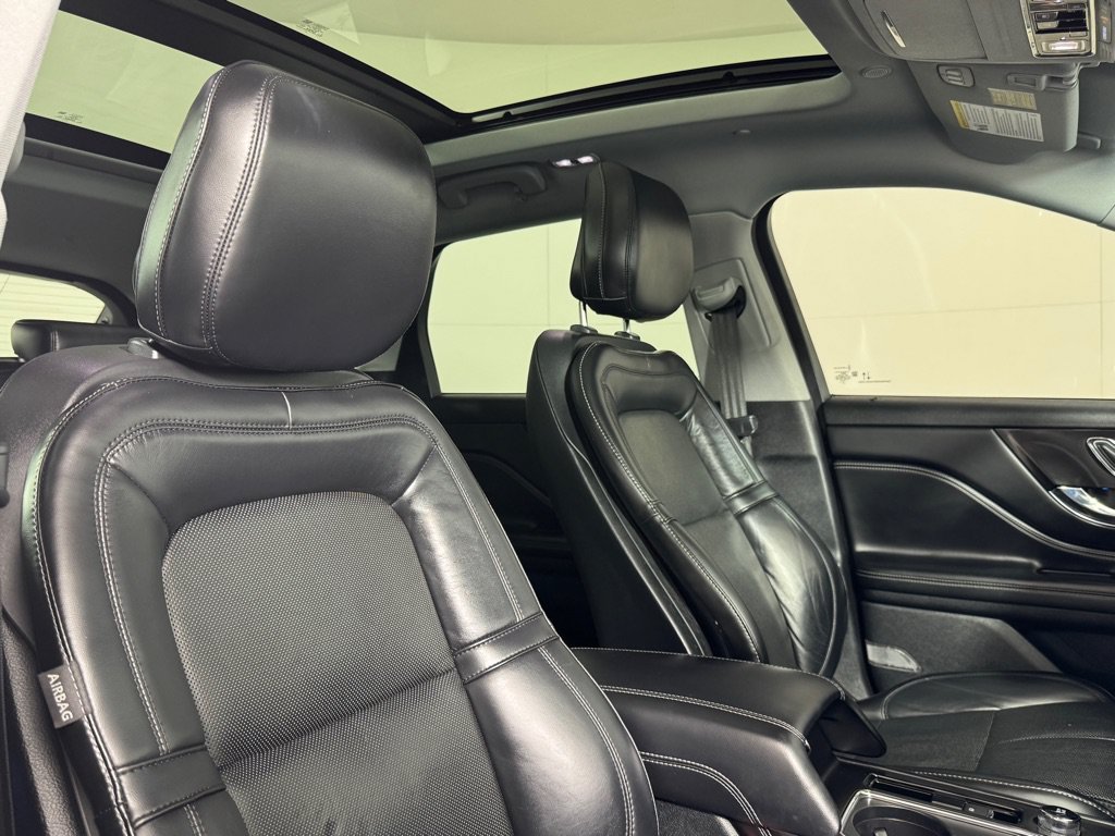 Used 2020 Lincoln Corsair Reserve w/ Equipment Group 202A AWD/4WD image 27