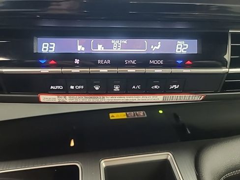 Used 2026 Toyota Sienna LE FWD image 34