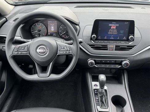 Certified 2025 Nissan Altima 2.5 S image 29