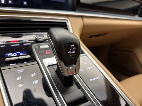 Used 2020 Porsche Panamera 4 image 10