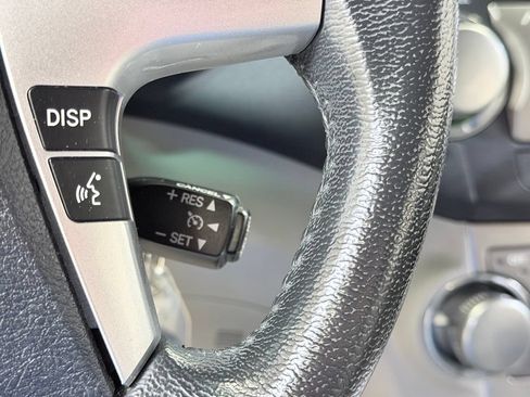Used 2012 Toyota Highlander SE w/ Tow Pkg AWD/4WD image 49