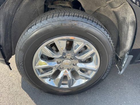 Used 2020 Chevrolet Silverado 1500 Custom w/ Custom Value Package image 7