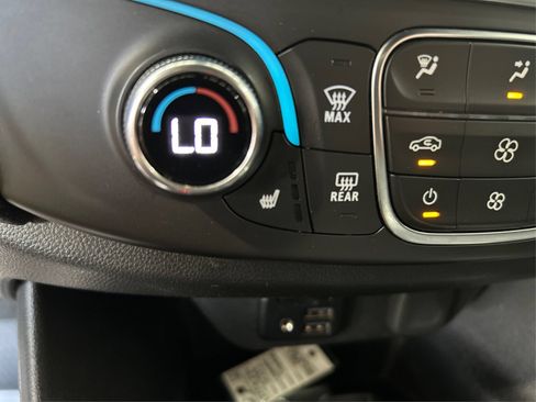 Used 2023 Chevrolet Traverse RS w/ LPO, Floor Liner Package AWD/4WD image 31