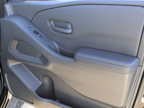 New 2026 Nissan Frontier SV w/ SV Convenience Package image 31