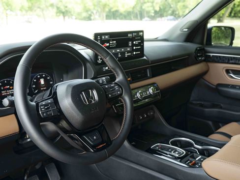 Used 2026 Honda Passport TrailSport Elite image 16
