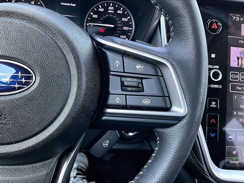 Used 2025 Subaru Outback Limited image 24