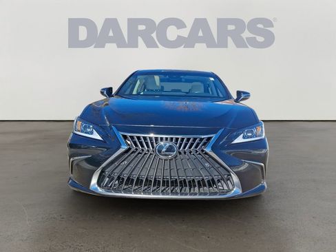 Used 2022 Lexus ES 350 w/ Premium Package image 2