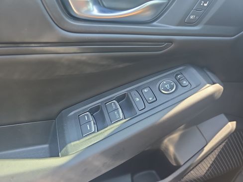 Used 2023 Honda Accord EX-L image 25
