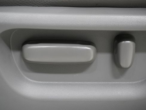 Used 2008 Toyota Tundra Limited image 11