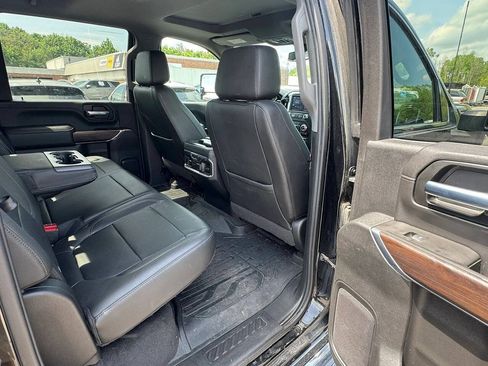 Used 2020 GMC Sierra 2500 SLT w/ SLT Premium Plus Package AWD/4WD image 17