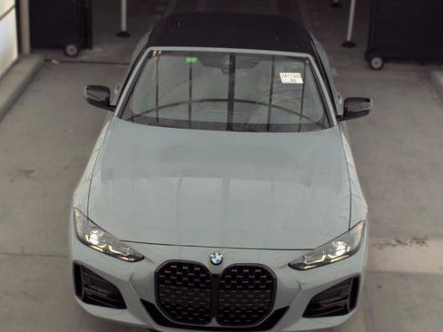 Used 2022 BMW 430i Convertible w/ M Sport Package RWD image 2