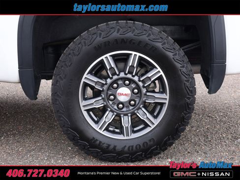Used 2024 GMC Sierra 1500 AT4 image 43