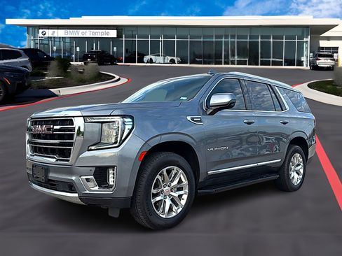 Used 2022 GMC Yukon SLT w/ SLT Luxury Package image 1