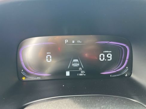 Certified 2025 Kia Soul LX w/ LX Technology Package FWD image 15