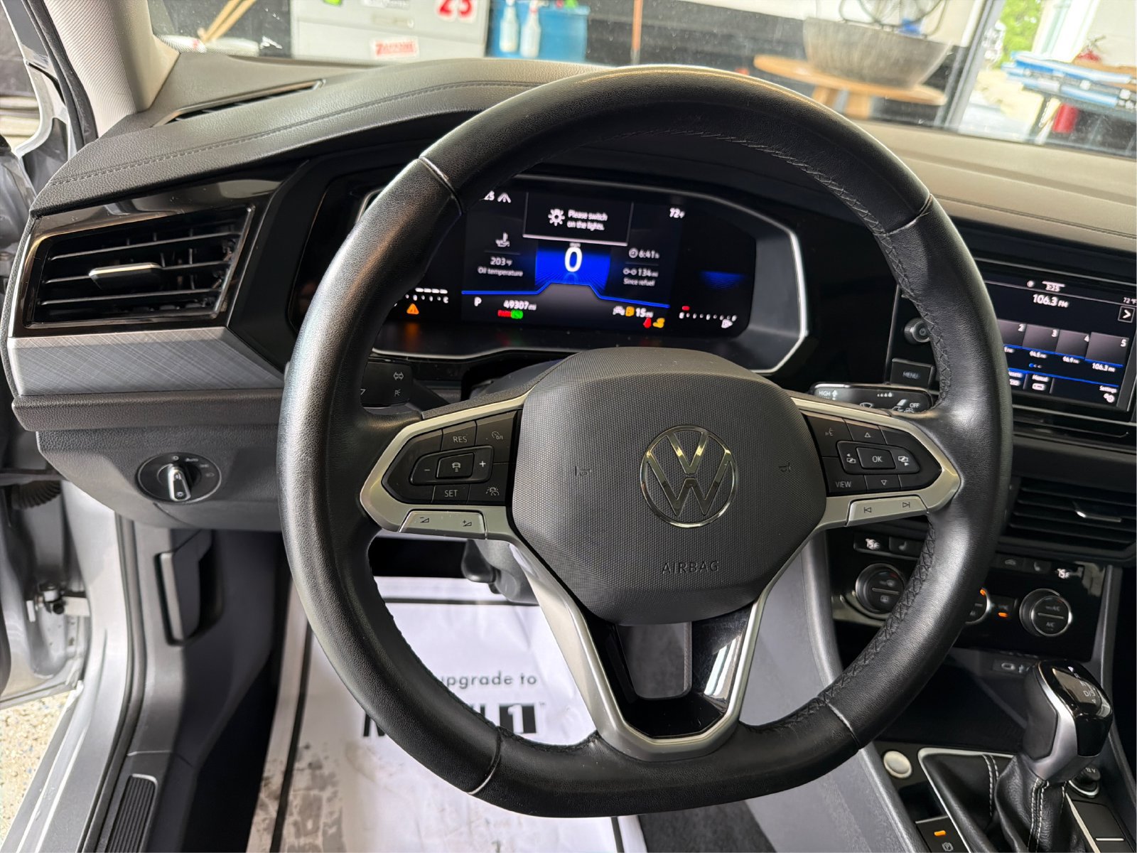 Used 2024 Volkswagen Jetta SE FWD image 19