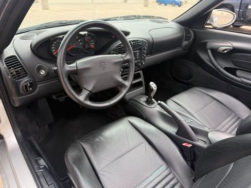 Used 2000 Porsche Boxster image 29