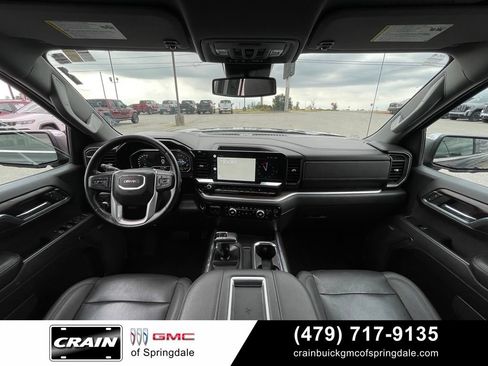 Used 2022 GMC Sierra 1500 SLT w/ SLT Premium Plus Package AWD/4WD image 26
