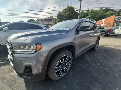 Used 2021 GMC Acadia SLT w/ Elevation Edition FWD image 3