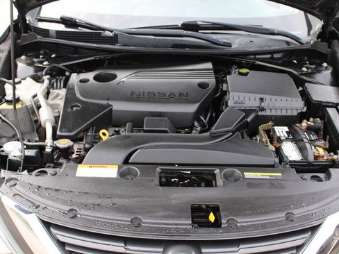 Used 2017 Nissan Altima 2.5 SV FWD image 24