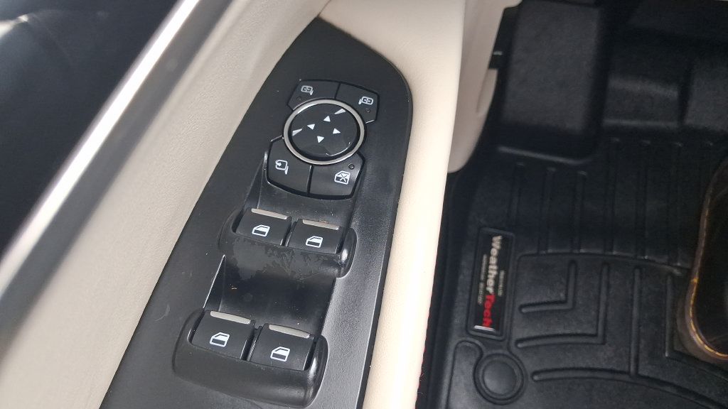 Used 2017 Lincoln MKX Black Label w/ Driver Assistance Package AWD/4WD image 26