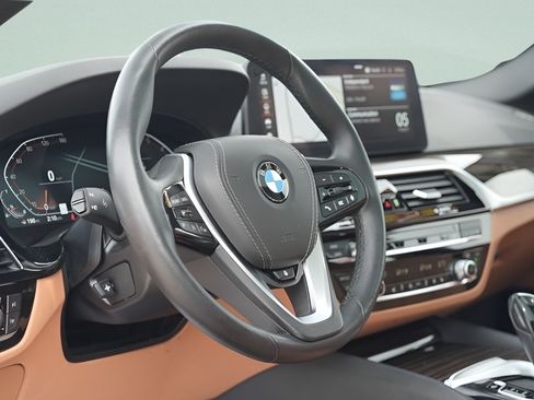 Used 2023 BMW 530i xDrive w/ Premium Package AWD/4WD image 30